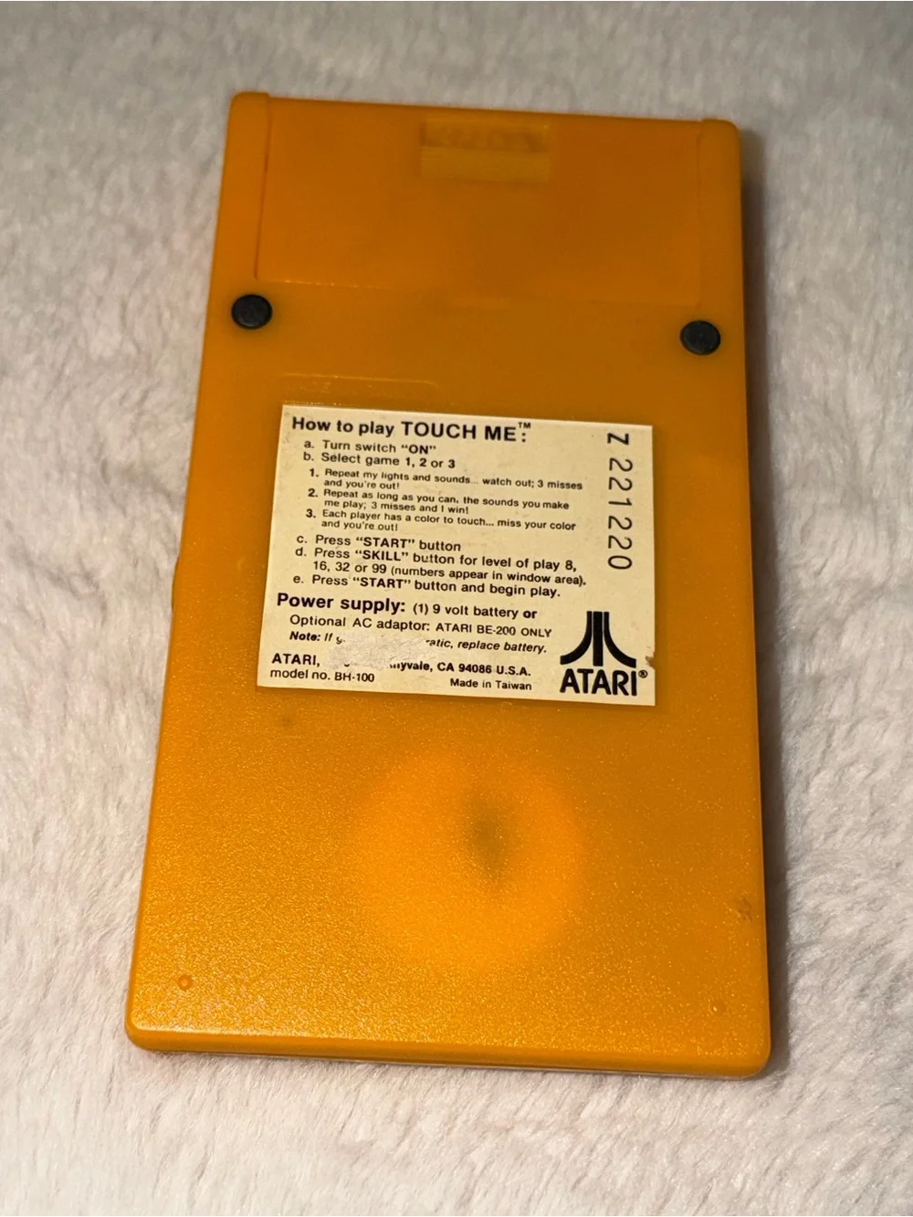 Atari Touch Me Handheld Electronic Video Game Toy Vintage Classic Tested Works G